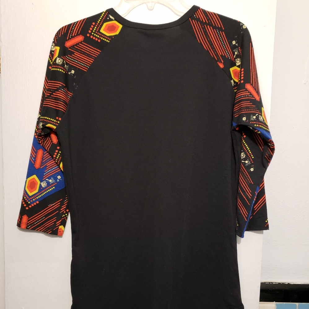 LULAROE BLACK LONG SLEEVE TOP..SIZE S - Picture 3 of 5